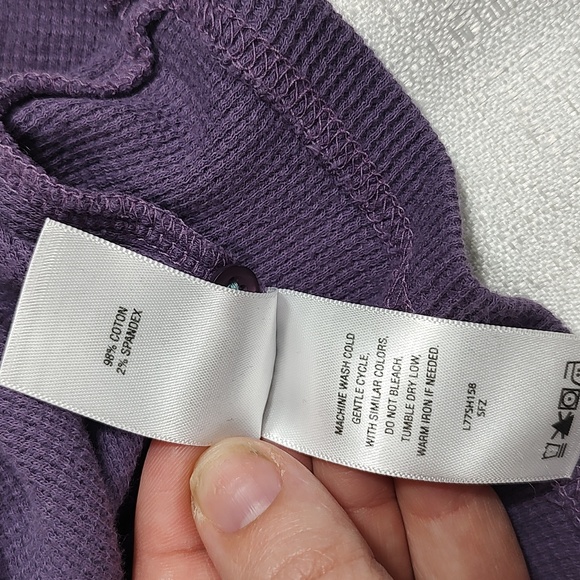 Cabela's Shirts Purple Waffle Long Sleeve 1/4 Button Up Outdoor Women Size Large - Picture 5 of 9